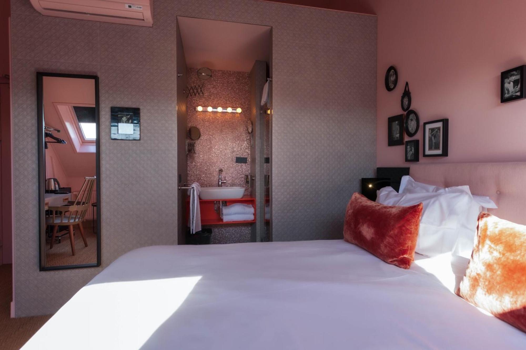 Boutiquehotel Staats Haarlem Ruang foto